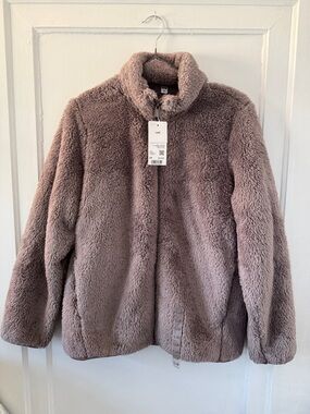 Uniquo Fluffy Faux Fur Zip-Up Jacket Brown Size Small Brand New